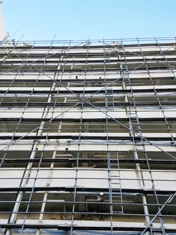 足場仮設工事　埼玉